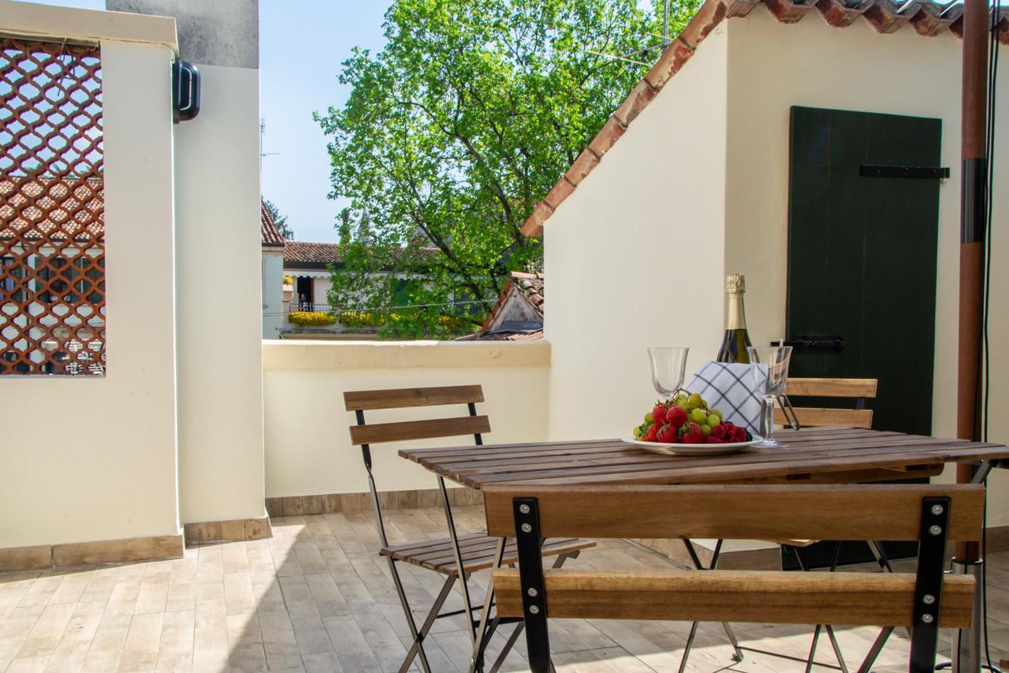 Padova Umberto Center Appartments Екстер'єр фото