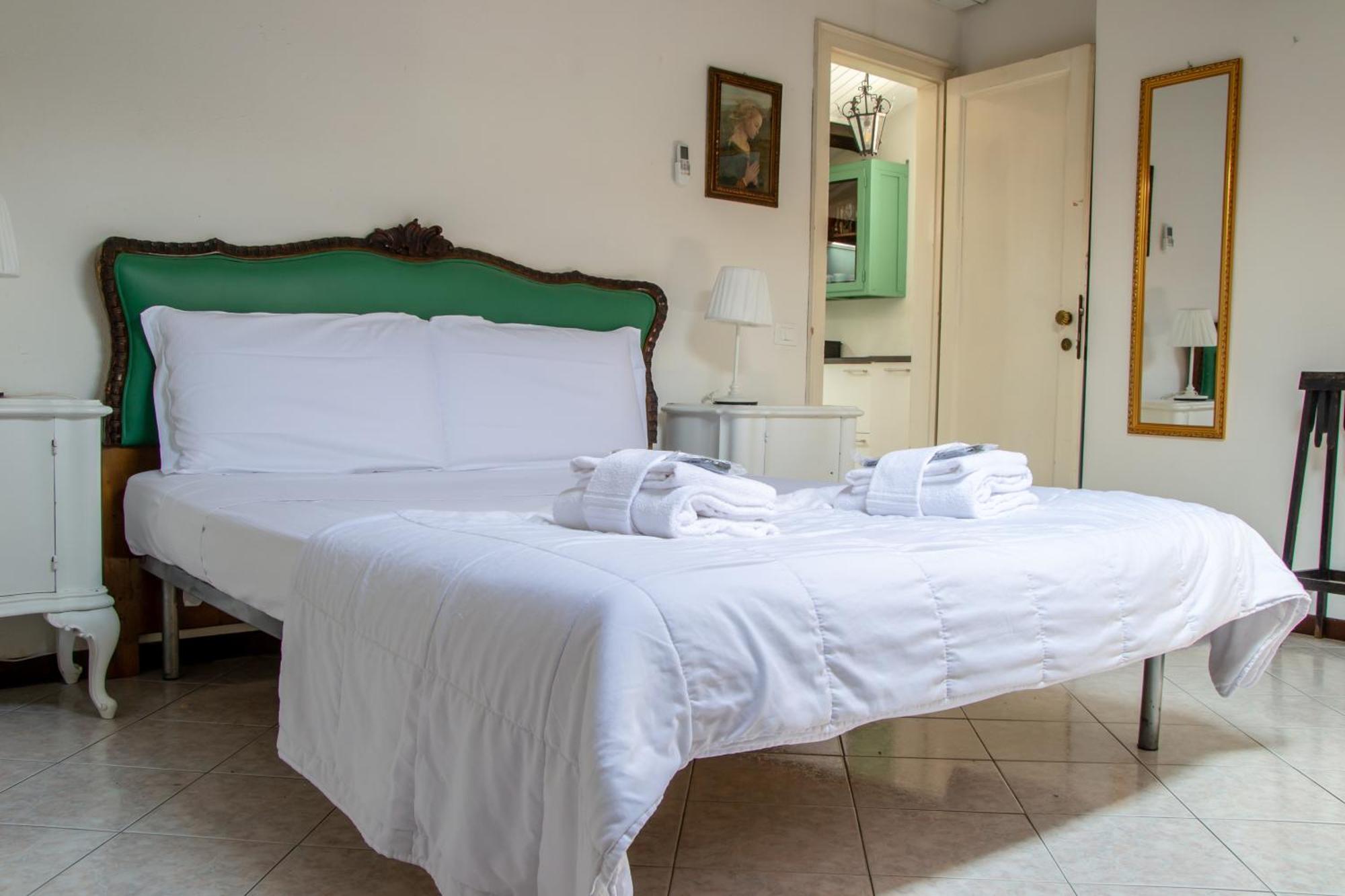 Padova Umberto Center Appartments Екстер'єр фото